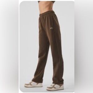 ALO Yoga Brown Straight Leg Pants